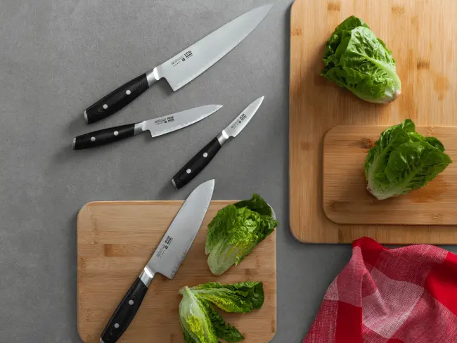 Ножі Yaxell для початківців-кухарів