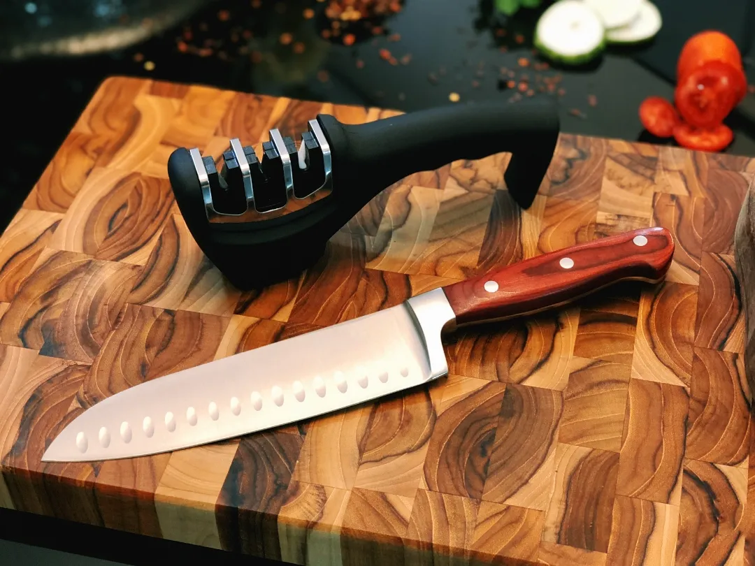 Інструменти Yaxell для підтримки гостроти японських ножів