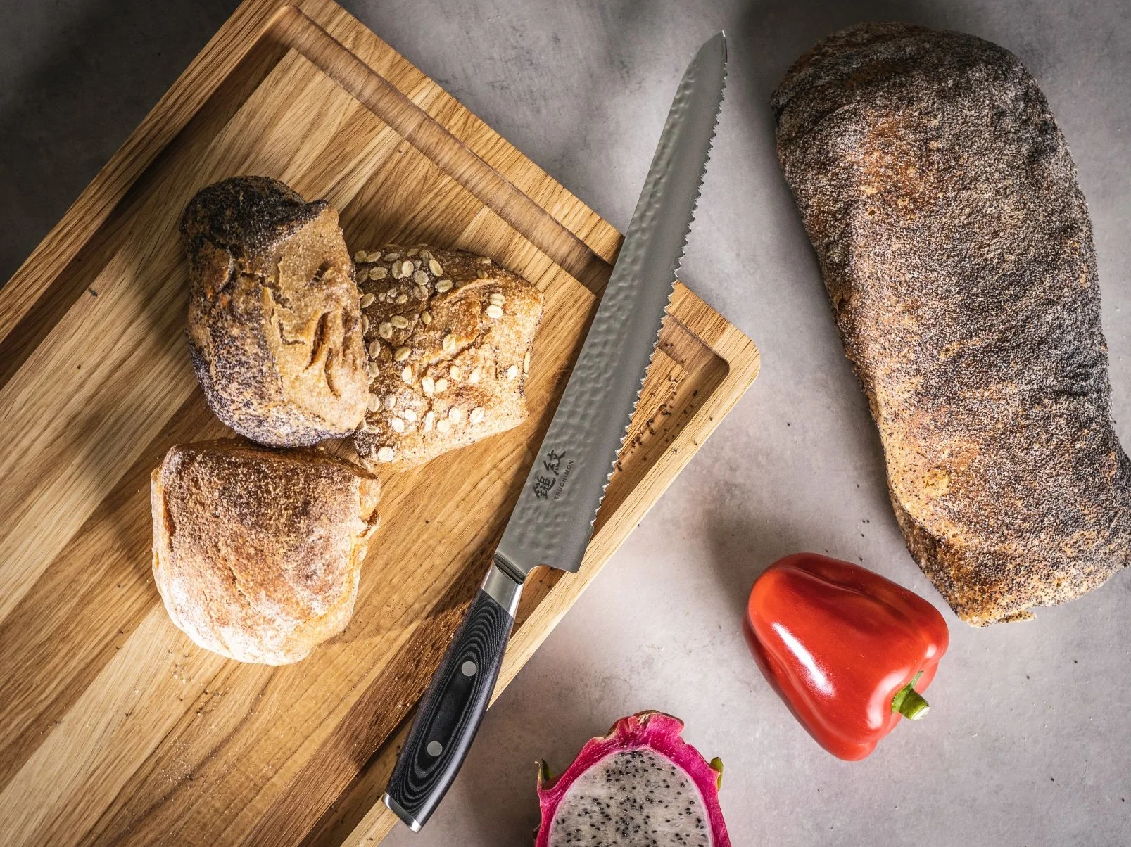 Японський ніж для хліба - не тільки для хліба