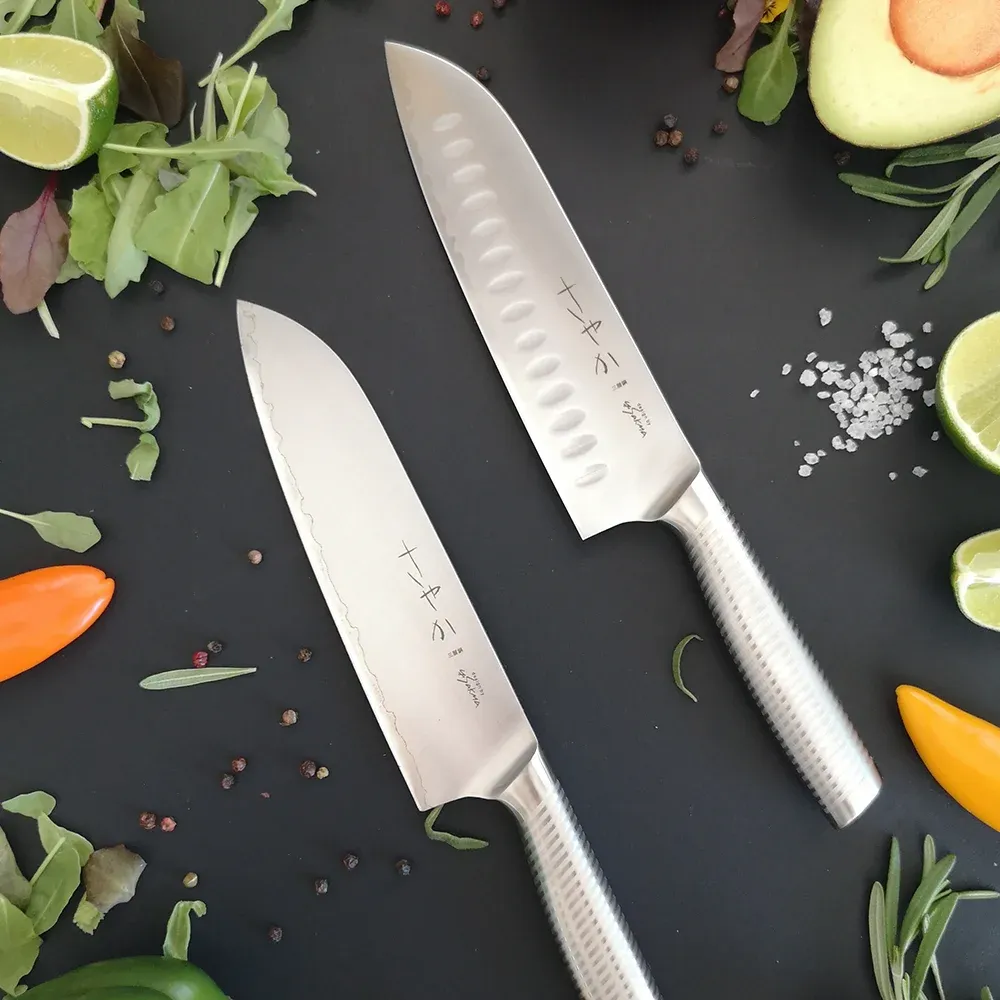 Японські ножі Yaxell для роботи з екзотичними інгредієнтами