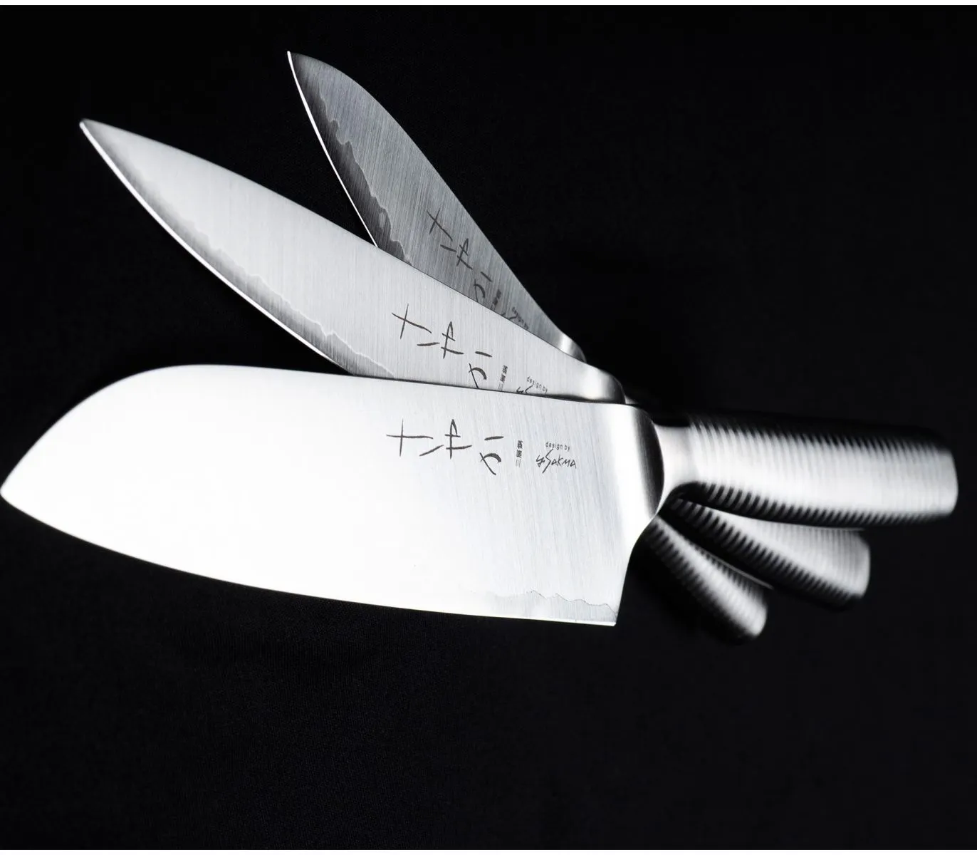 Універсальний ніж Yaxell - рішення для всіх кухонних завдань